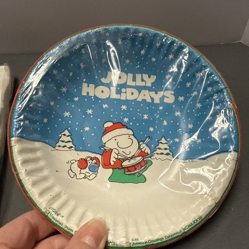 New Vintage Christmas Ziggy Luncheon Paper Napkins & Bowls
